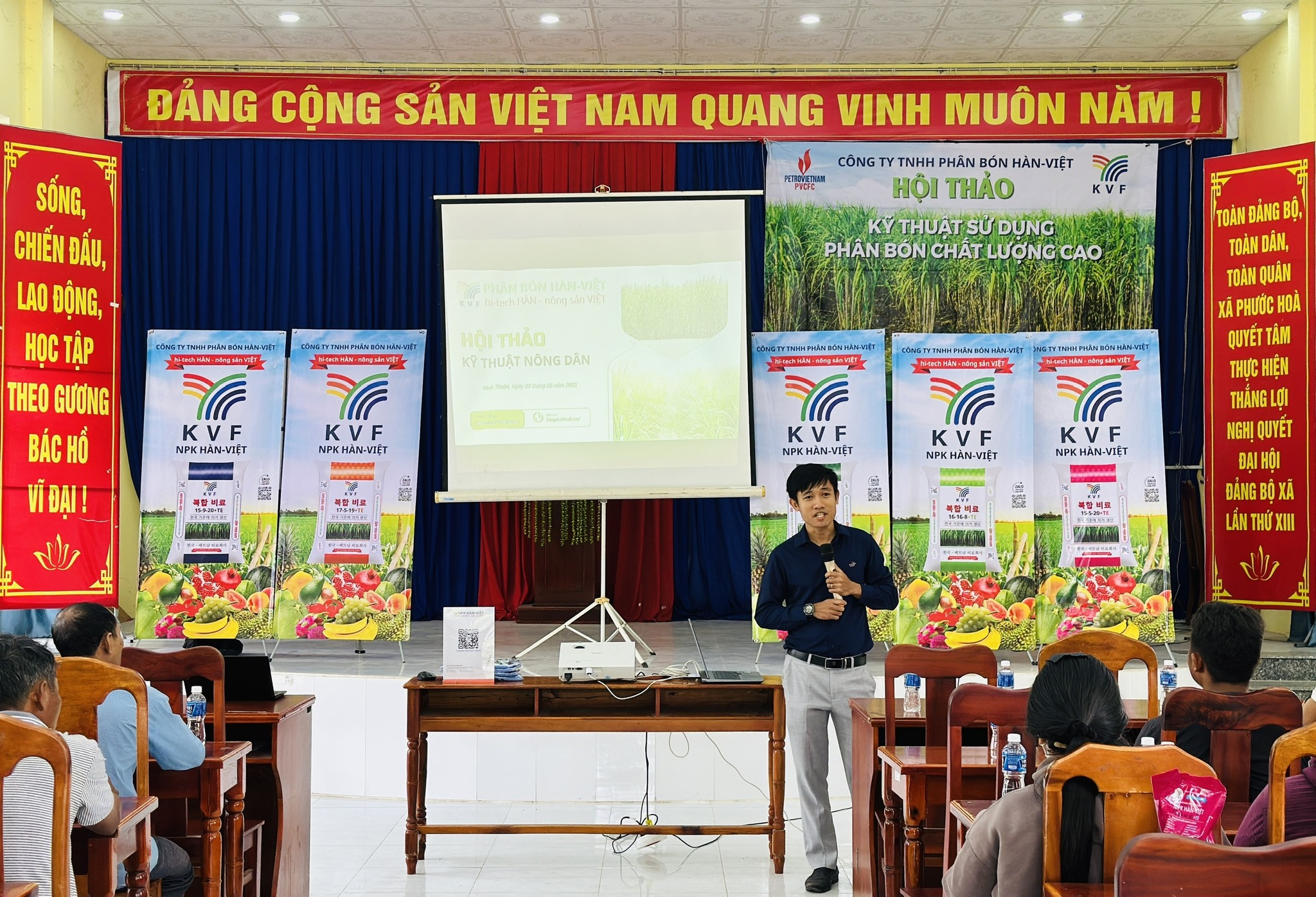 BÀ CON NÔNG DÂN NINH SƠN HÀO HỨNG THAM DỰ CHUỖI HỘI THẢO MÍA ĐẶC BIỆT CỦA KVF VÀ TTC