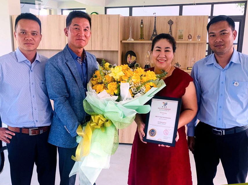 CHÚC MỪNG CÔNG TY TNHH THỦY MINH KHOA ĐẠT MỨC HÀNG BÁN 3.000 TẤN NPK HÀN-VIỆT NĂM 2020