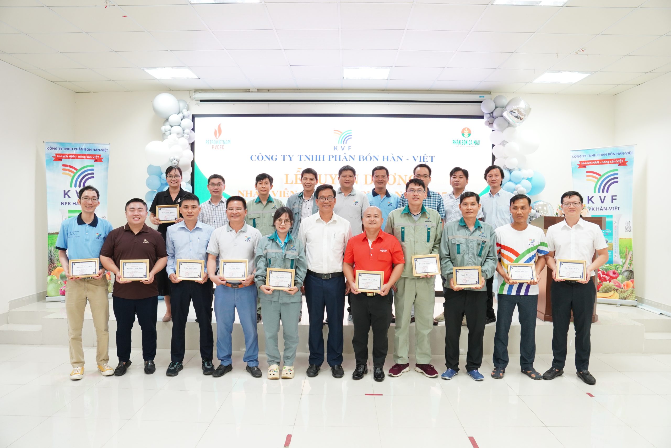 LỄ TUYÊN DƯƠNG NHÂN VIÊN XUẤT SẮC QUÝ I/2025